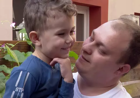 Adriana Nedelea LA FIX | Mărturisirile mamei lui Mario, băiețelul de 4 ani care suferă de autism: "Statul ar trebui să ajute mai mult, să deconteze mai mult!" Cât costă tratamentul pe lună