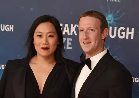 Mark Zuckerberg și soția sa au dat detalii despre prima lor întâlnire. Amănunte neștiute din viața șefului Facebook