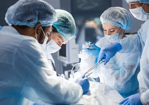 Înalta Curte repune pe rol cazul de prelevare de organe, relatat de Libertatea, și-i recheamă la audieri pe procurorul și pe medicul acuzați de DNA că au luat ilegal organele!