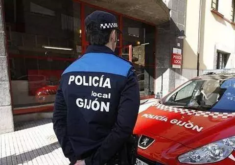 Un român s-a urcat beat și fără permis la volan și a făcut prăpăd pe străzile din Gijon. A fost arestat pe loc