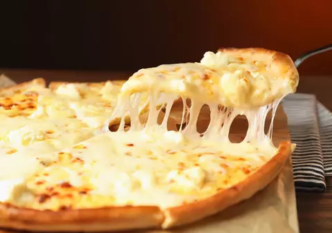 Cine a inventat pizza?