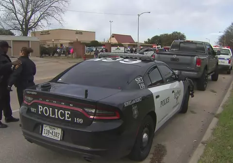 Atac armat la o biserică din Texas. Un bărbat a deschis focul în timpul liturghiei