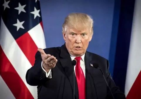 Reacția lui Donald Trump, după ce Iran a atacat cu rachete două baze militare din Iraq unde se află militari americani