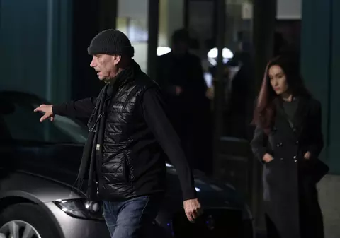 Cetatea Filmului s-a mutat la București. Michael Keaton și Maggie Q filmează în România pentru o superproducție hollywoodiană