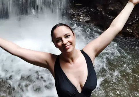 Andreea Marin a făcut senzație în Bali. S-a pozat în costum de baie și a publicat imaginile