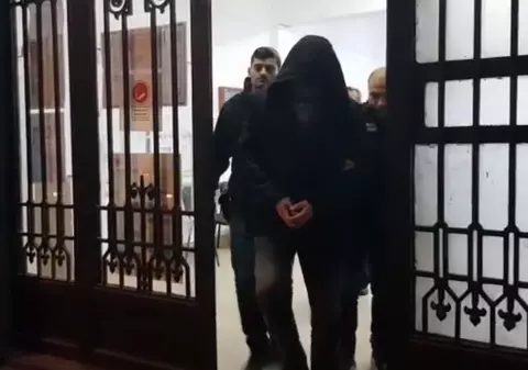 Surse judiciare: primul român care a fost condamnat la închisoare pe viață după 1990 a fost arestat din nou. Acesta fusese eliberat după 20 de ani de detenție