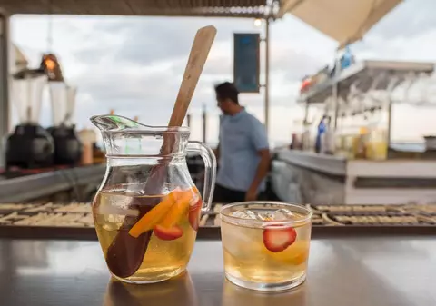 Insulele Baleare au adoptat o lege împotriva turismului alcoolic