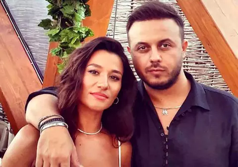 Gabi Bădălău ar fi înlocuit-o pe Claudia Pătrășcanu cu o blondă sexy. Cum arată cea despre care se spune că l-a cucerit