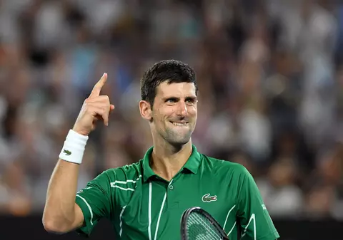 Novak Djokovic s-a calificat pentru a opta oară în finală la Australian Open. Sârbul l-a învins pe Federer