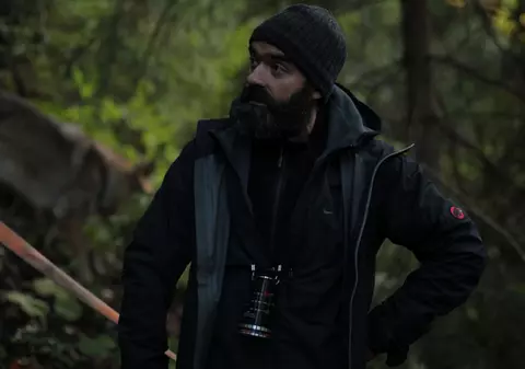 Interviu cu Florin Şerban, regizorul trilogiei „Dragoste”: „Tot aud că voi faceţi filmele alea depresive şi-atât… Dar filmul românesc este mult mai divers. Ce lipsește e filmul de acțiune”