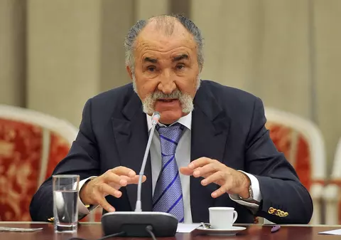 Țiriac donează 68.000 $ victimelor incendiilor din Australia. Provocarea lansată de fostul jucător de tenis și acceptată de Simona Halep