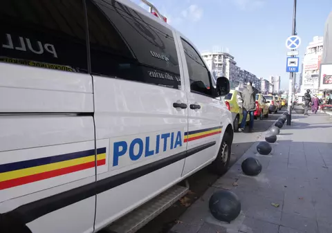 Doi octogenari au provocat un accident, în Botoșani. Victima a traversat printr-un loc nepermis, fără să se asigure