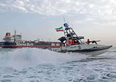 Scenariul cel mai negru al conflictului SUA-Iran: blocarea strâmtorii Ormuz, locul pe unde trece zilnic petrol în valoare de peste un miliard de dolari