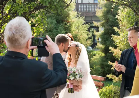 (Publicitate) Surprinde în fotografii cele mai frumoase momente din viața ta și asigură-te că nu le vei uita niciodată