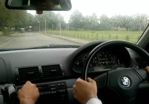 Ce se întâmplă cu mașinile cu volan pe dreapta din România, după Brexit