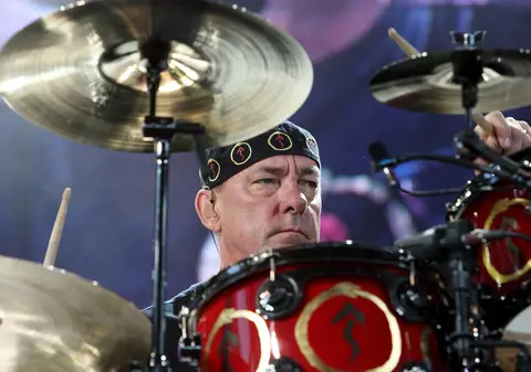 Neil Peart, bateristul trupei Rush, a murit la vârsta de 67 de ani