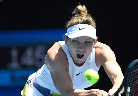 Statul în casă îi dăunează Simonei Halep. "Am făcut abdomene pe covor până m-a durut spatele"