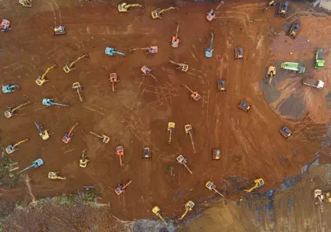 Orasul Wuhan va construi în 15 zile un al doilea spital pentru cei infectați cu coronavirus