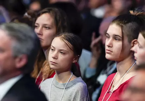 Donald Trump și Greta Thunberg, față în față la Davos. Liderul american i-a criticat pe cei care predică ”sfârșitul lumii” din cauza climei