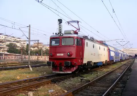 CFR lansează o ofertă de Valentine’s Day şi de Dragobete: bilete de tren la jumătate de preț