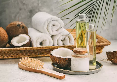 Ce salarii se câștigă în domeniul frumuseții. Cât câștigă o coafeză sau un cosmetician