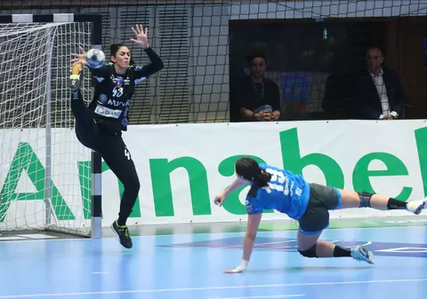 Marta Batinovici explică de ce crede că CSM Rm. Vâlcea are şanse să ajungă în sferturile Champions League: ”Echipa joacă din ce în ce mai bine!”