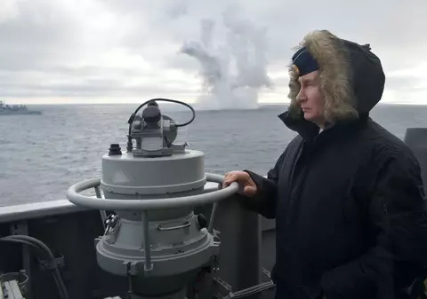 Vladimir Putin zice că nu este țar: „Lucrez în fiecare zi, nu domnesc”