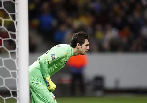 Ciprian Tătărușanu a calificat-o pe Lyon în finala Cupei Ligii Franței