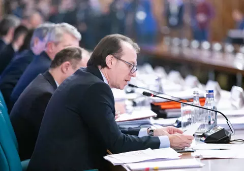 Premierul Orban le cere miniştrilor să se pregătească pentru audierile de săptămâna viitoare, din Parlament: "Vreau să fiți la înălțime!"