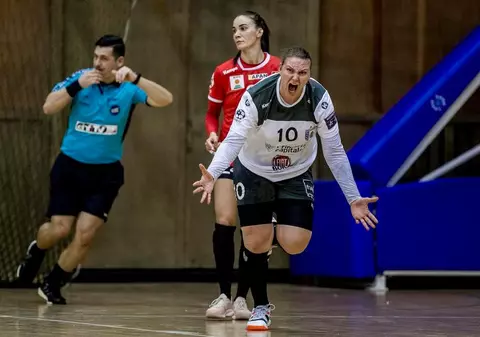 CSM București a pierdut la Metz, dar s-a calificat în ”sferturile” Ligii Campionilor la handbal feminin