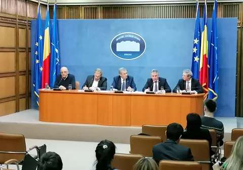 Marcel Vela a anunțat ce hotărâri s-au luat pentru prevenirea unei epidemii de coronavirus. Bilanț: 17 români sunt în carantină, 1000 sunt izolați la domiciliu. Nu s-a confirmat niciun caz pe teritoriul României