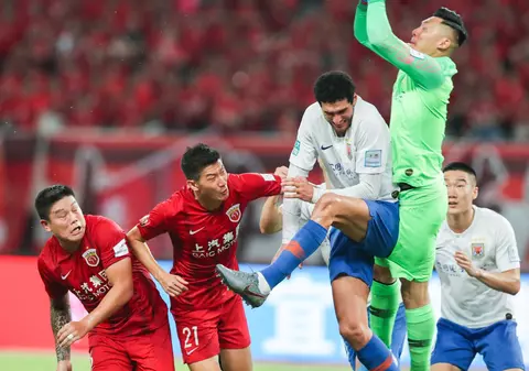 Campionatul de fotbal din China a fost suspendat, din cauza coronavirusului