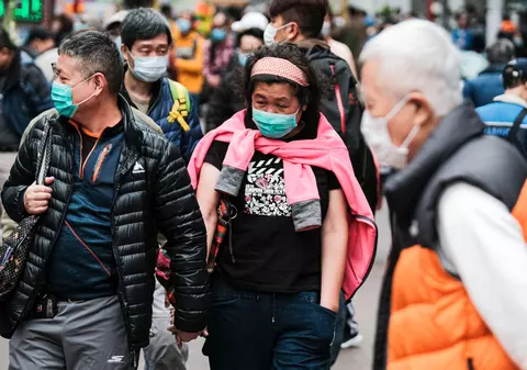 Epidemia de coronavirus | Peste 900 de persoane au murit. Un nou record negru privind decesele înregistrate în 24 de ore