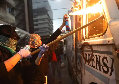 O tânără a fost ucisă și mutilată brutal în Mexic. A urmat un val de furie: manifestații feministe împotriva guvernului și a ziarelor