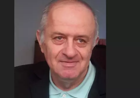 A murit profesorul Valentin Mureșan