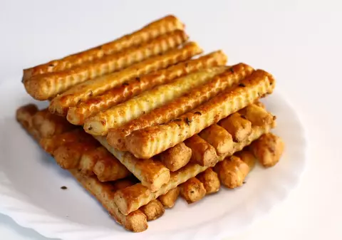Cornuleţele şi sărăţelele au fost atestate ca produse tradiționale în Iași. Cum s-a ajuns aici