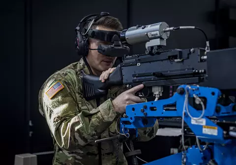 VIDEO | Militarii americani se antrenează cu arme virtuale, până să ajungă pe câmpul de luptă real