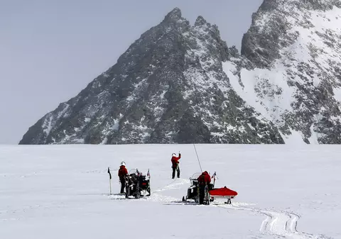 Căldură în Antarctica, ger în România. Polul Sud înregistrează cele mai ridicate temperaturi de până acum