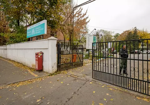 Bolnavii de cancer, externați din spitale și trimiși acasă, speriați și fără soluții. Manager: „Nu îi putem expune la infectarea cu coronavirus”