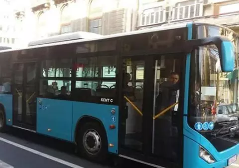 Un bărbat întors de la Roma, care prezenta simptome de coronavirus, a călătorit cu autobuzul în București
