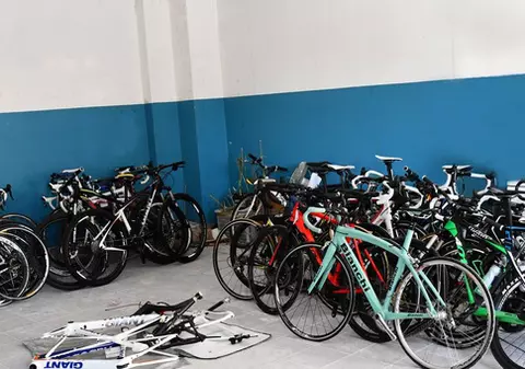 Un român din Italia care a fost oprit pentru un control pentru respectarea normelor de carantină a fost arestat pe loc. Avea în dubă 32 de biciclete furate