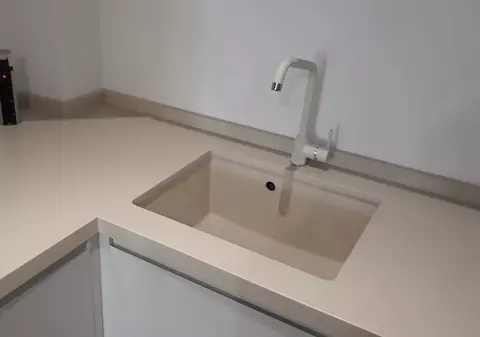 (Publicitate) Blaturile de bucătărie din quartz și din ceramică, vedetele anului 2020