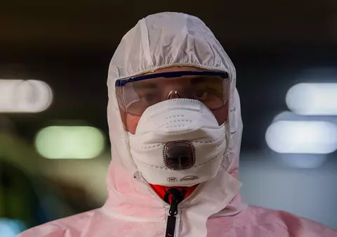 Uniți în izolare. Despre frică, cu toată sinceritatea