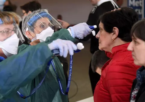 Infecțiile cu coronavirus au crescut cu 25% în Italia. Este izolat și șeful Marelui Stat Major al Armatei