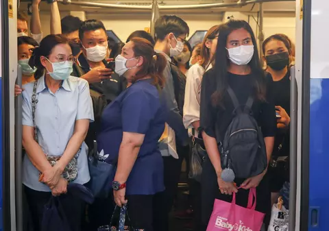 Consiliul Național al Elevilor cere suspendarea cursurilor  timp de două săptămâni pentru a preveni răspândirea noului coronavirus