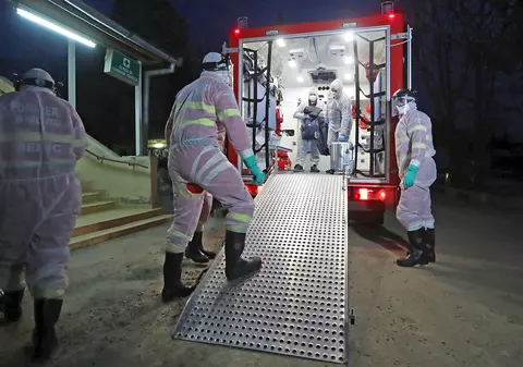 Spitalul Judeţean de Urgenţă din Deva preia cazurile de pacienţi suspecţi cu Covid-19