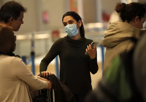 Patru români sunt infectați cu coronavirus în Spania. Care este starea lor