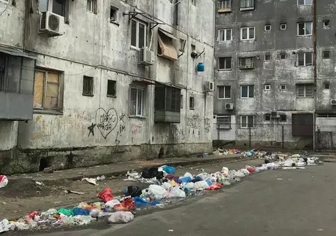 Cum e să faci voluntariat într-o zonă plină de droguri și violență