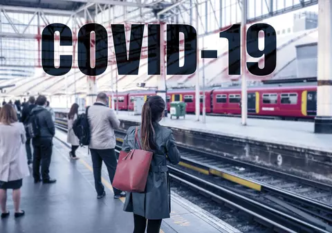 Ghid COVID-19 pentru a circula în siguranță cu transportul în comun, dacă ești nevoit să-l folosești - ce trebuie să știi înainte de orice călătorie
