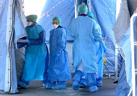 Cel puțin 1.800 de tineri în vârstă de 30 de ani au fost infectați cu coronavirus, doar în Bergamo